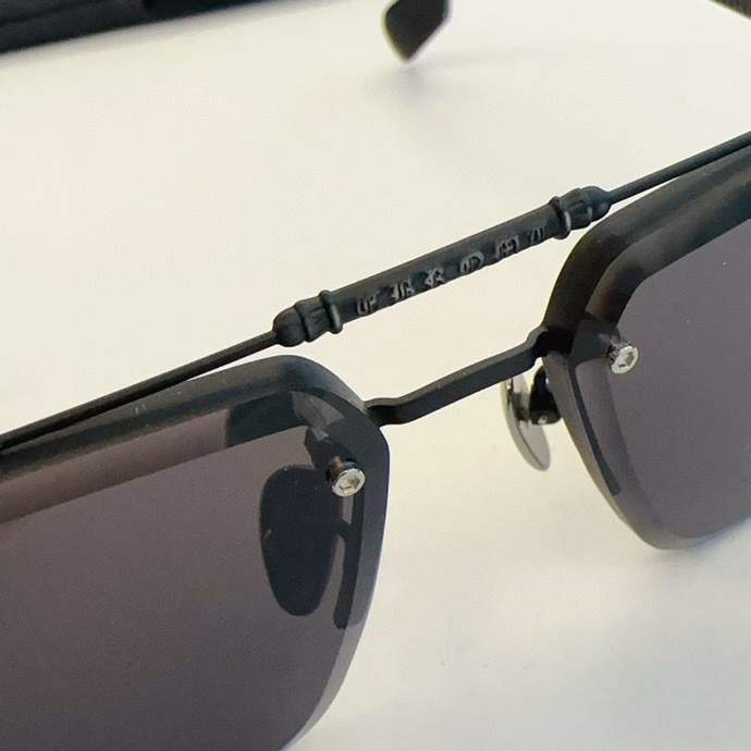 Picture of Chrome Hearts Sunglasses _SKUfw60675360fw